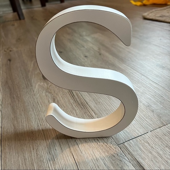 Wooden Decor Letter - S​ - Picture 5 of 5